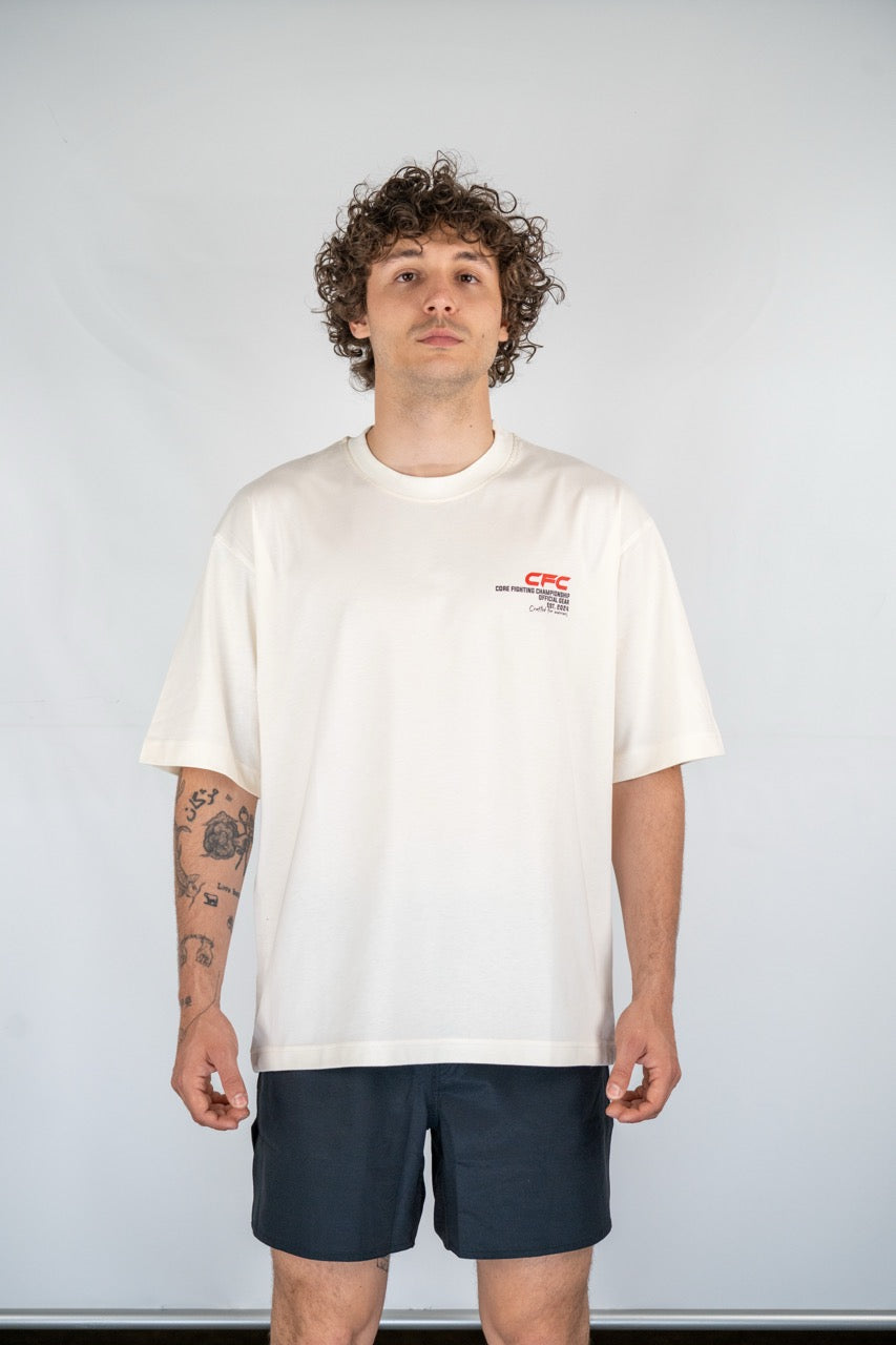 CFC Oversize T-Shirt – Rahatlıkla Güçlü Duruşun Buluşması (Beyaz)